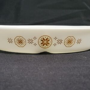Pyrex Divided 12" Oval Bowl